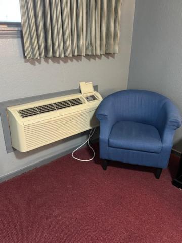 Pratt Budget Inn エクステリア 写真